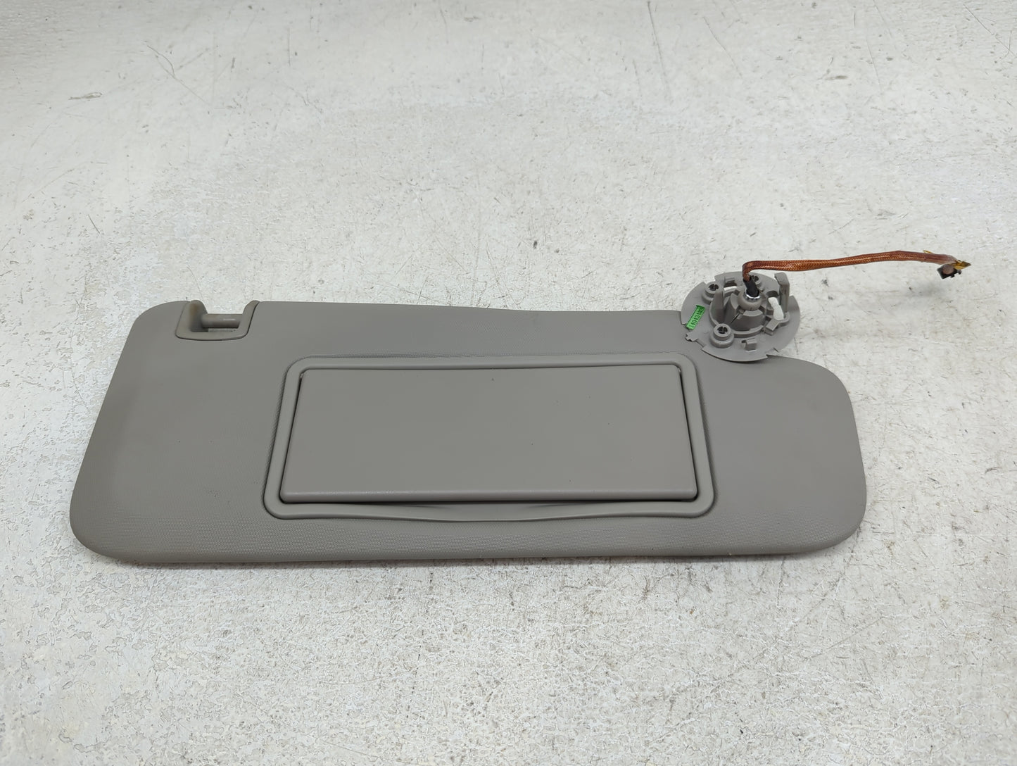 2011-2016 Chevrolet Cruze Sun Visor Shade Replacement Passenger Right Mirror Fits Fits 2011 2012 2013 2014 2015 2016 OEM Use