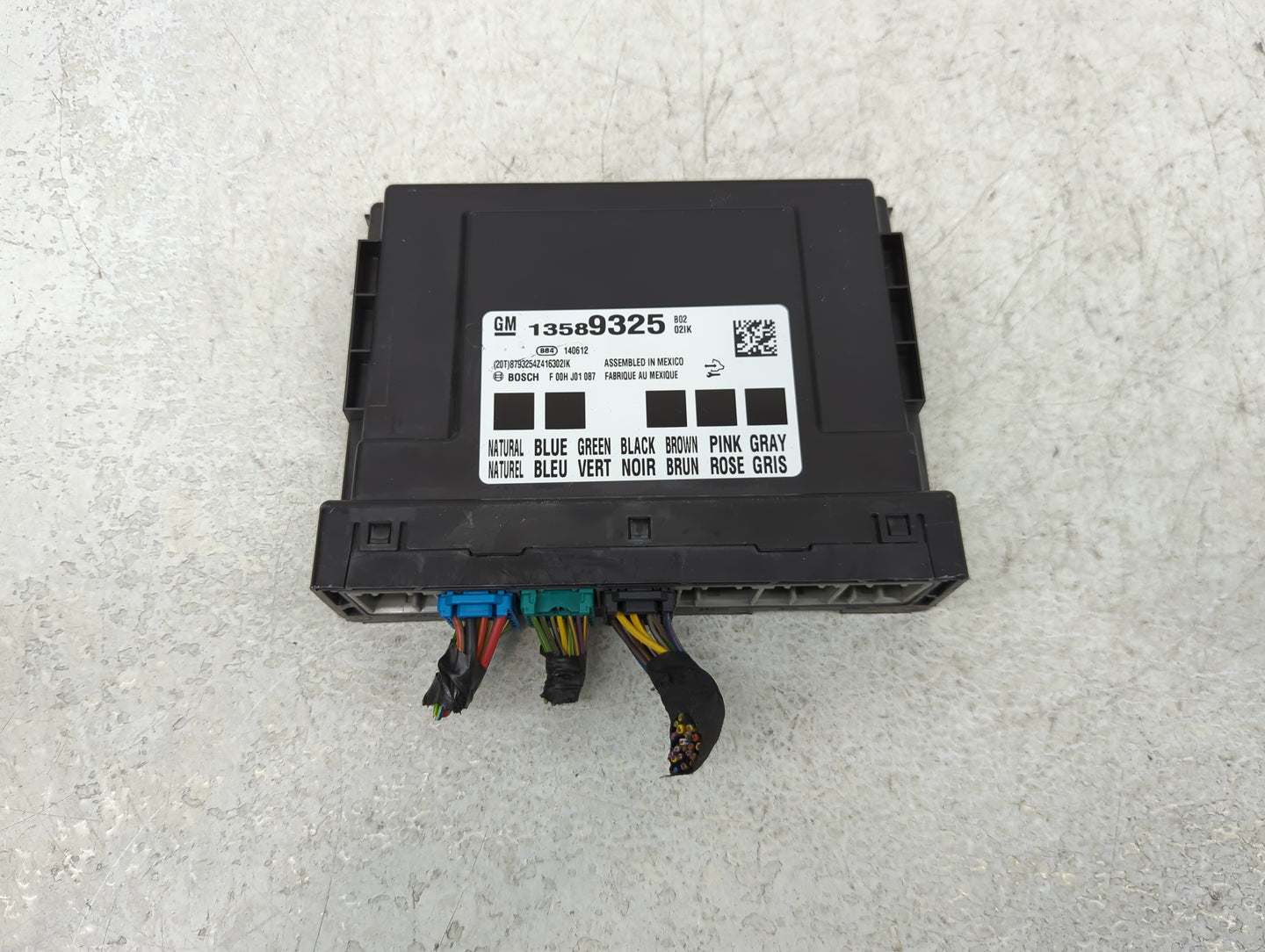 2013-2016 Chevrolet Cruze Body Control Module Bcm Inner Cabin Fuse Box - Oemusedautoparts1.com
