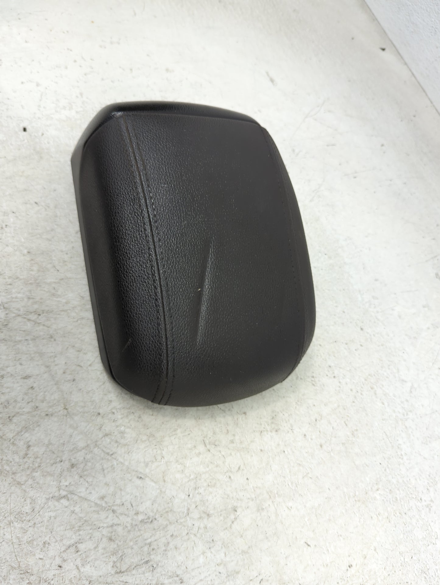 2013-2016 Chevrolet Cruze Center Console Armrest Cover Lid Fits Fits 2013 2014 2015 2016 OEM Used Auto Parts - Oemusedautopa