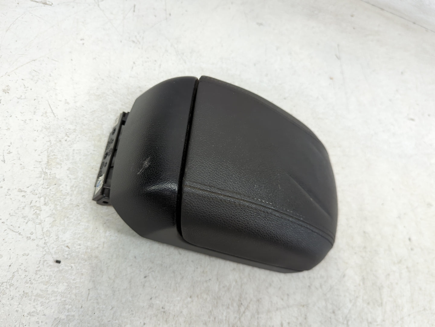 2013-2016 Chevrolet Cruze Center Console Armrest Cover Lid Fits Fits 2013 2014 2015 2016 OEM Used Auto Parts - Oemusedautopa