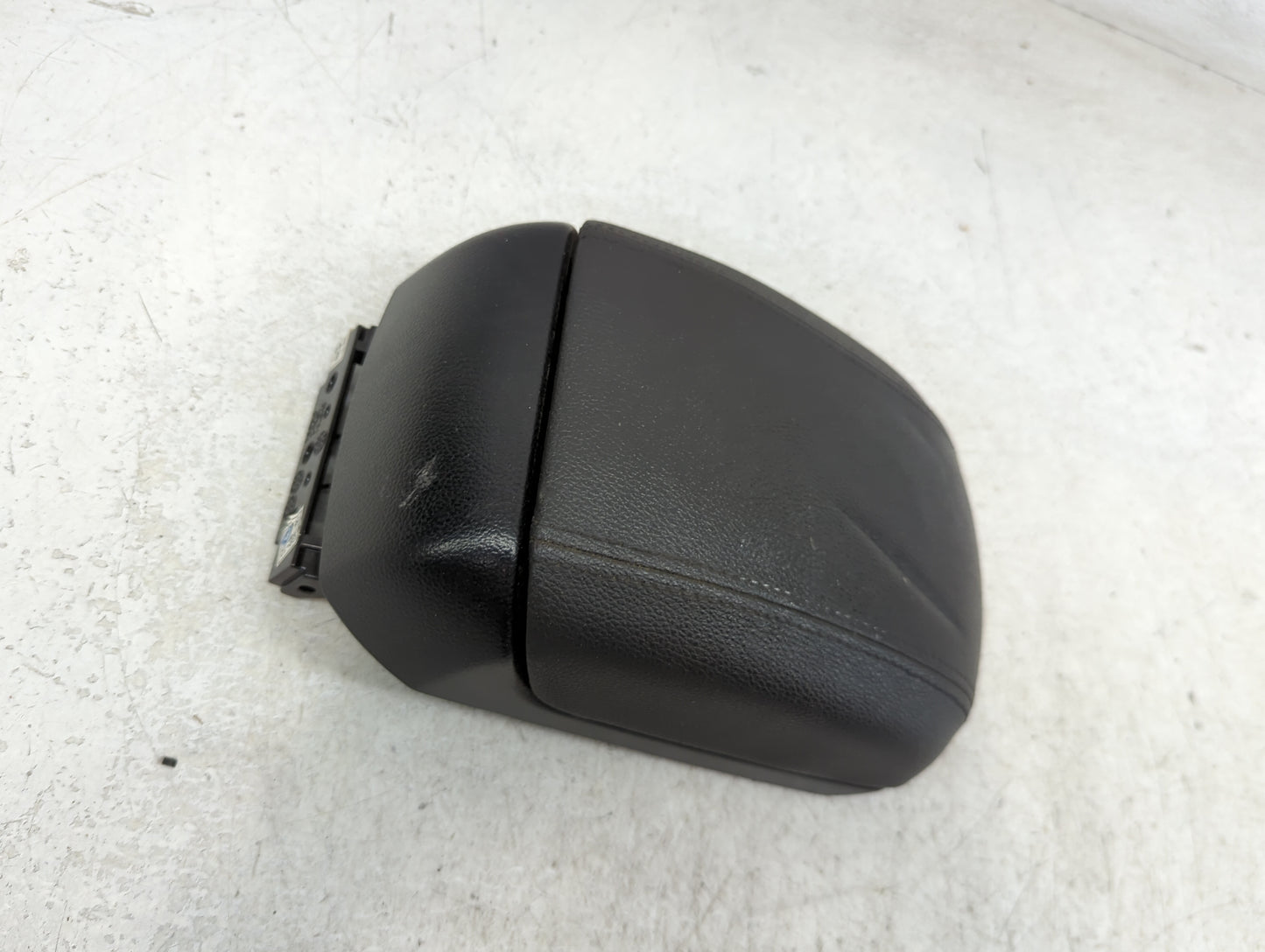 2013-2016 Chevrolet Cruze Center Console Armrest Cover Lid Fits Fits 2013 2014 2015 2016 OEM Used Auto Parts - Oemusedautopa