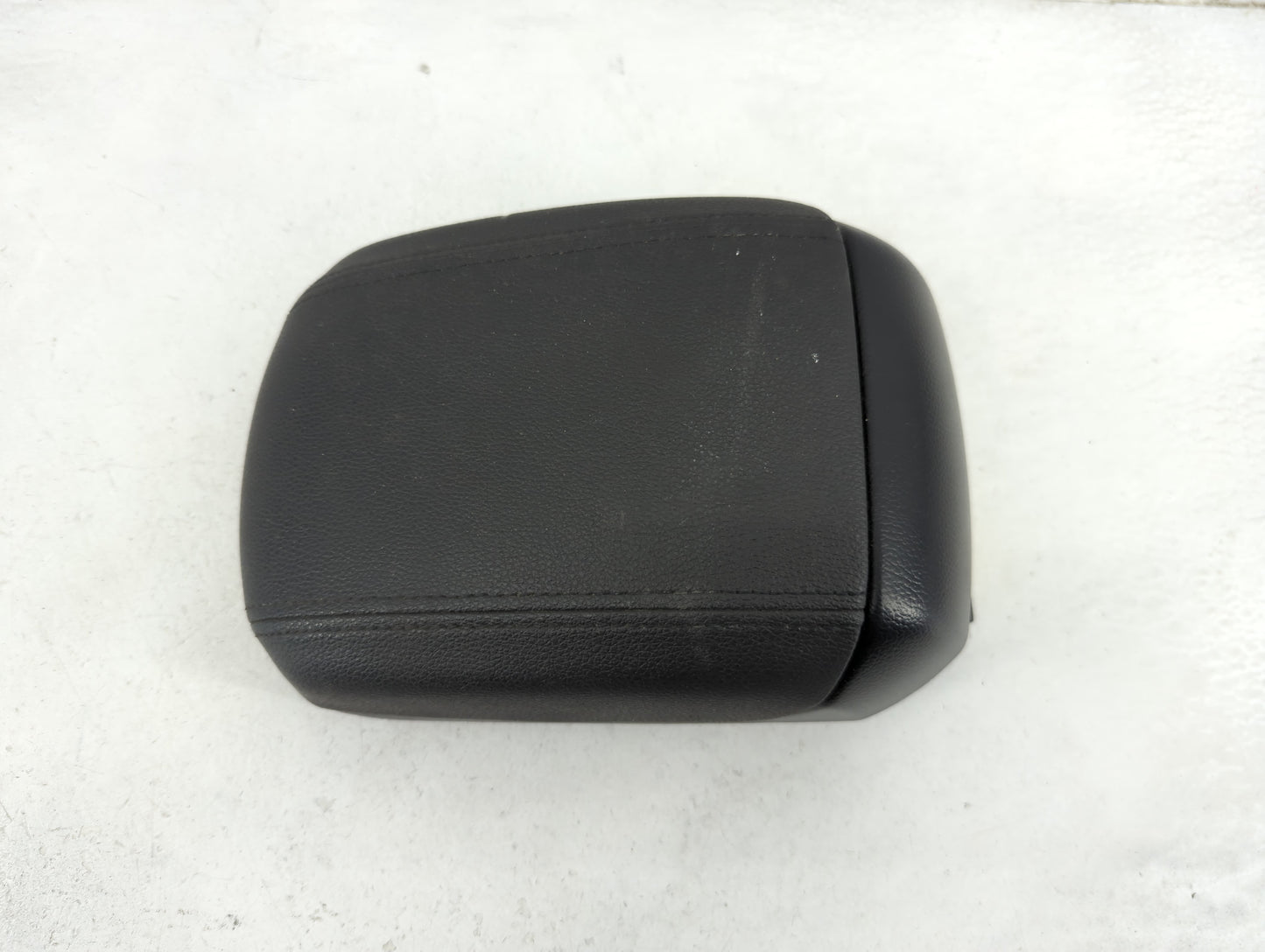 2013-2016 Chevrolet Cruze Center Console Armrest Cover Lid Fits Fits 2013 2014 2015 2016 OEM Used Auto Parts - Oemusedautopa