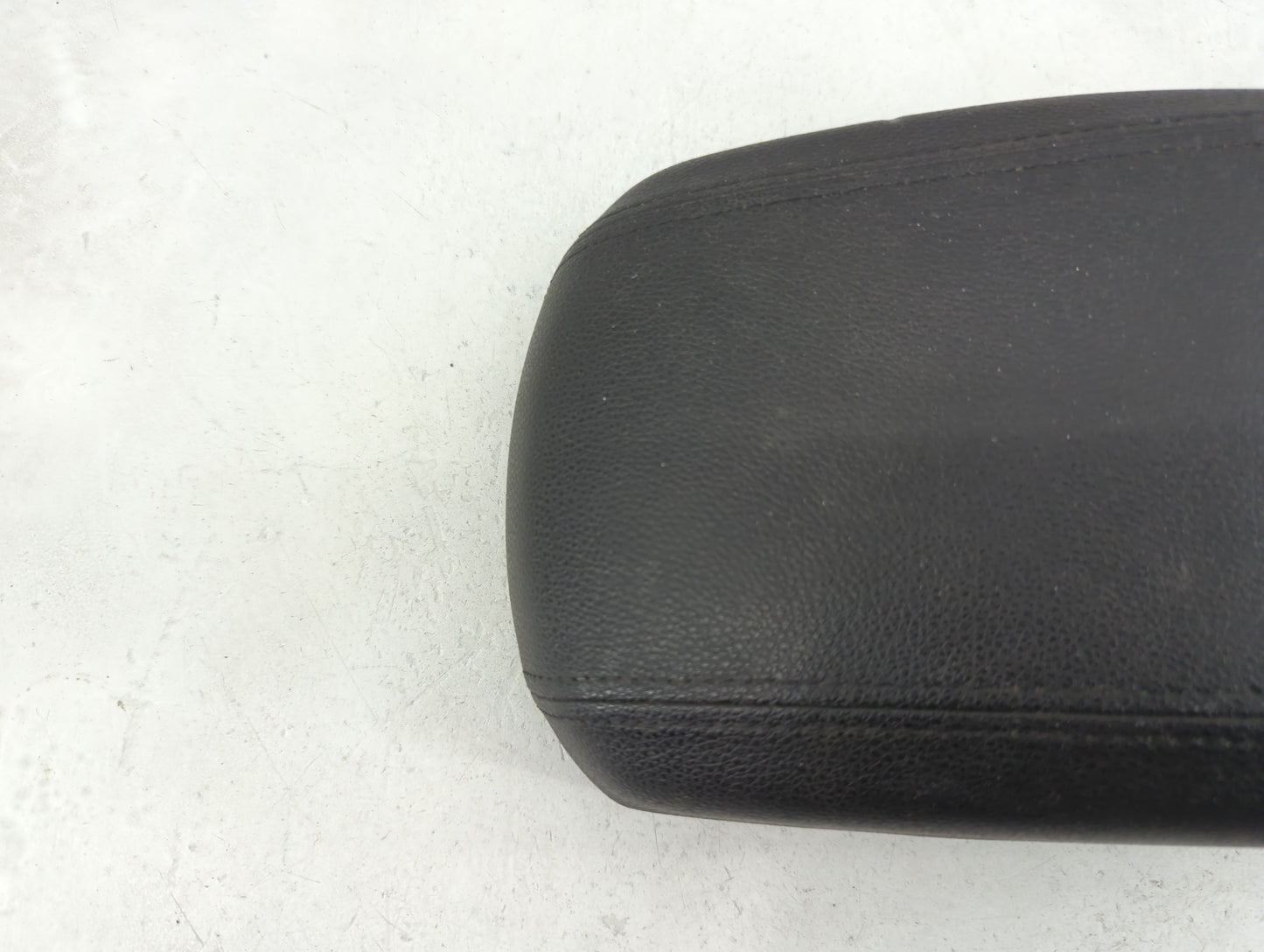 2013-2016 Chevrolet Cruze Center Console Armrest Cover Lid Fits Fits 2013 2014 2015 2016 OEM Used Auto Parts - Oemusedautopa