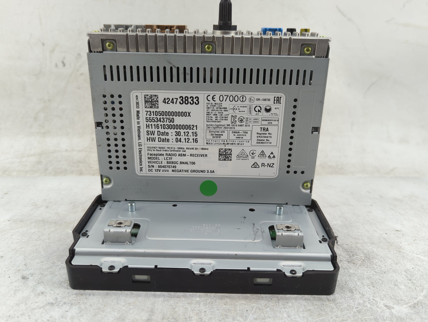 0 Chevrolet Cruze Radio AM FM Cd Player Receiver Replacement Fits OEM Used Auto Parts - Oemusedautoparts1.com