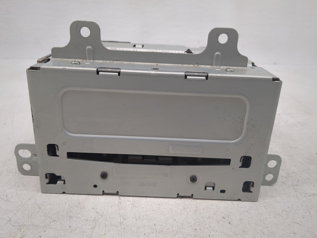 2013-2016 Chevrolet Cruze Radio AM FM Cd Player Receiver Replacement Fits Fits 2013 2014 2015 2016 OEM Used Auto Parts - Oem