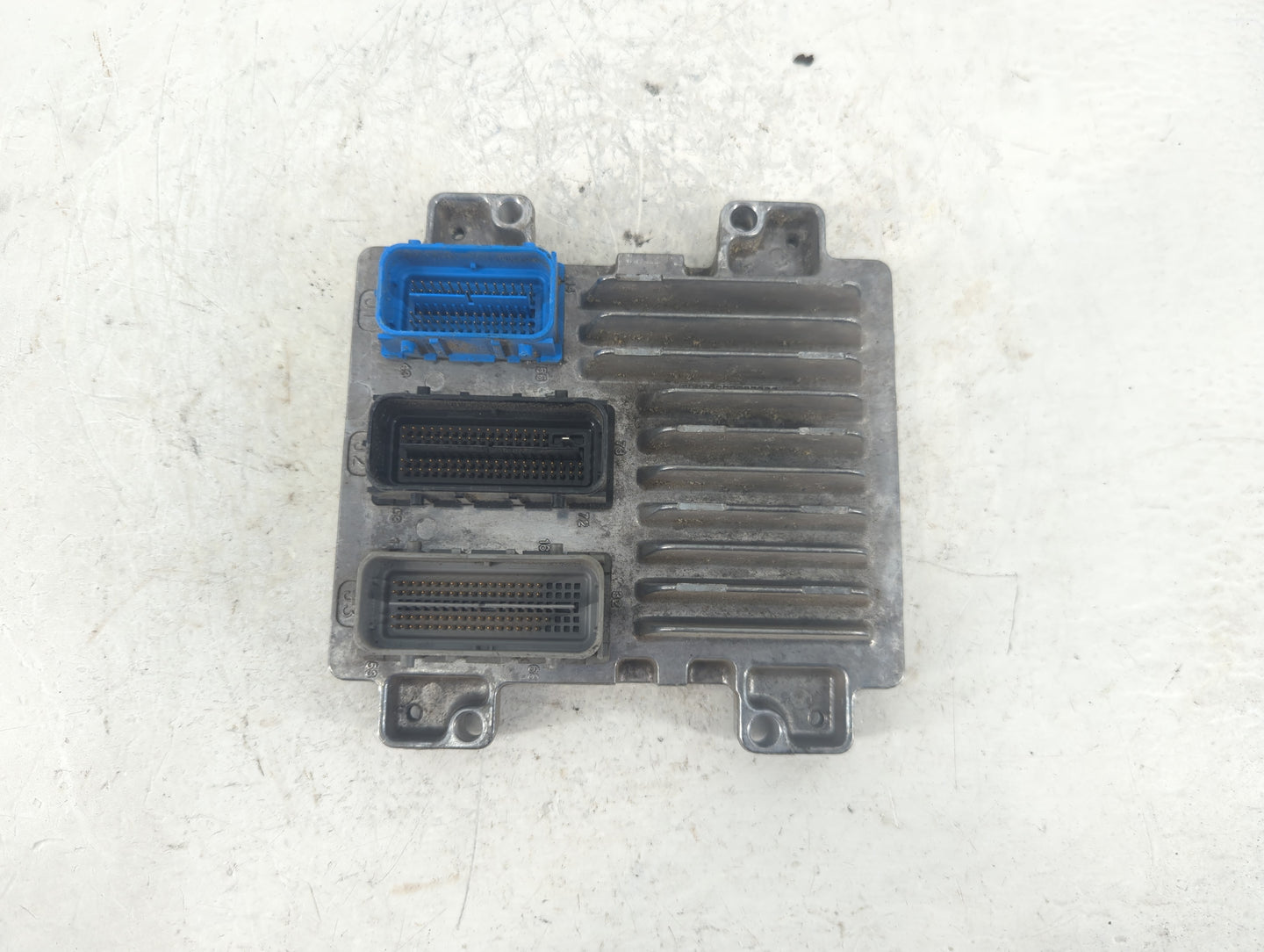 2011 Chevrolet Cruze PCM Engine Control Computer ECU ECM PCU OEM P/N:12645606 Fits OEM Used Auto Parts - Oemusedautoparts1.c