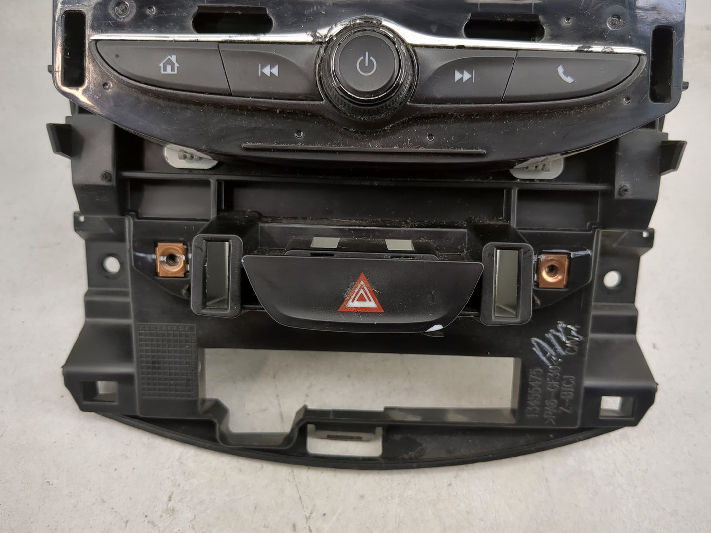 2017 Chevrolet Cruze Radio AM FM Cd Player Receiver Replacement Fits OEM Used Auto Parts - Oemusedautoparts1.com