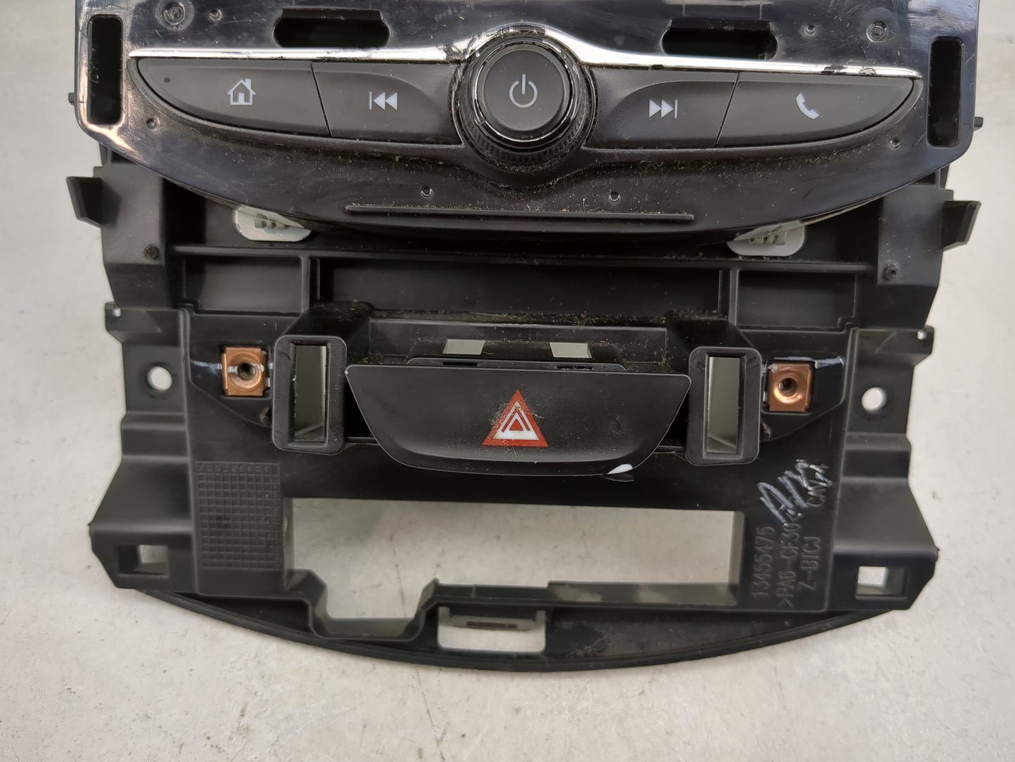 2017 Chevrolet Cruze Radio AM FM Cd Player Receiver Replacement Fits OEM Used Auto Parts - Oemusedautoparts1.com