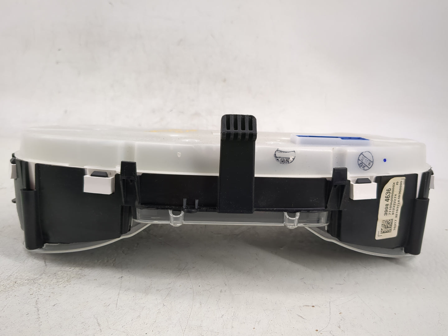 2017-2018 Chevrolet Cruze Instrument Cluster Speedometer Gauges Fits Fits 2017 2018 OEM Used Auto Parts - Oemusedautoparts1.