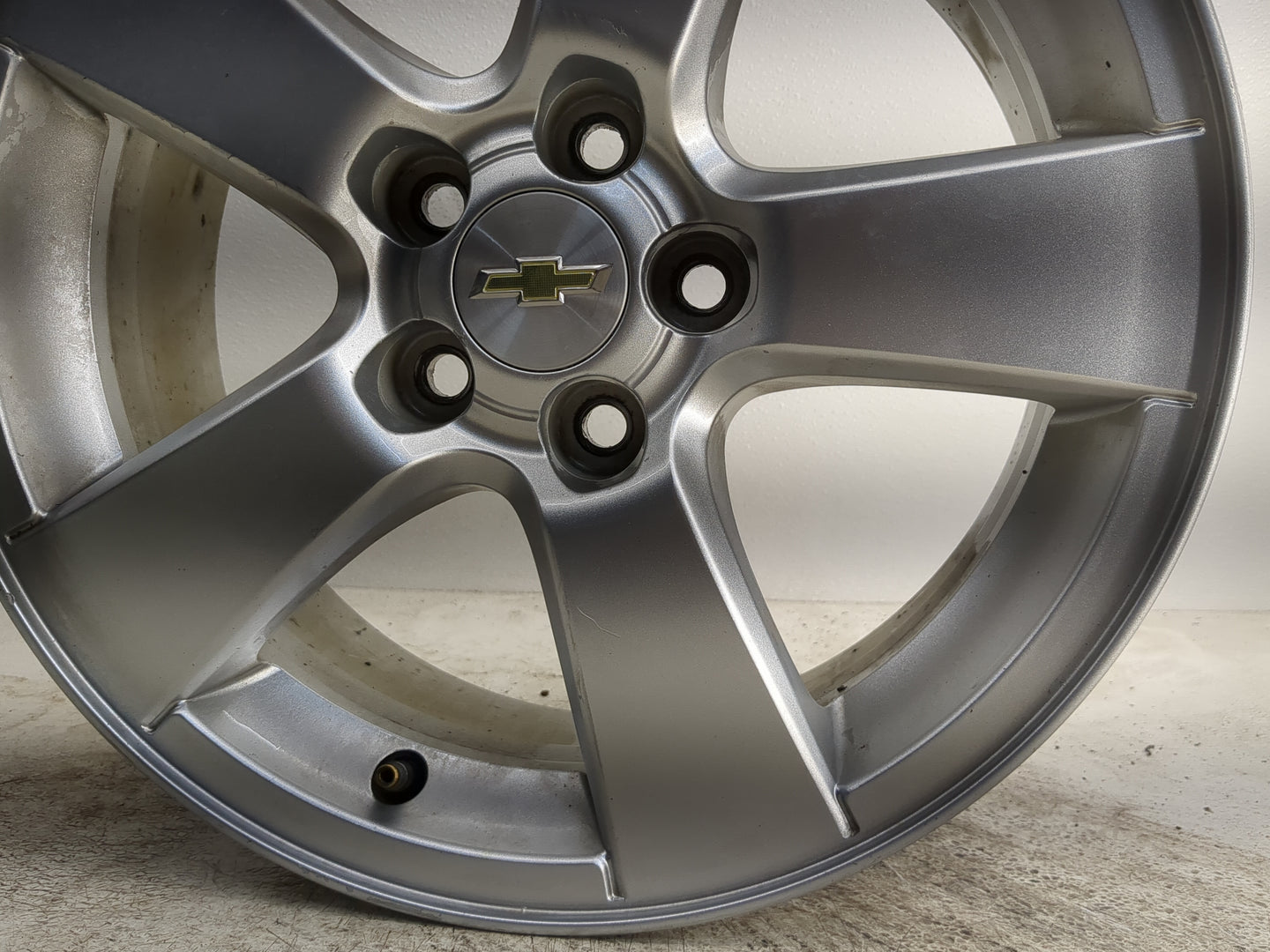 2011-2014 Chevrolet Cruze Oem Wheel Rim - Oemusedautoparts1.com