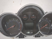 2013-2014 Chevrolet Cruze Instrument Cluster Speedometer Gauges Miles:160K Fits Fits 2013 2014 OEM Used Auto Parts - Oemused