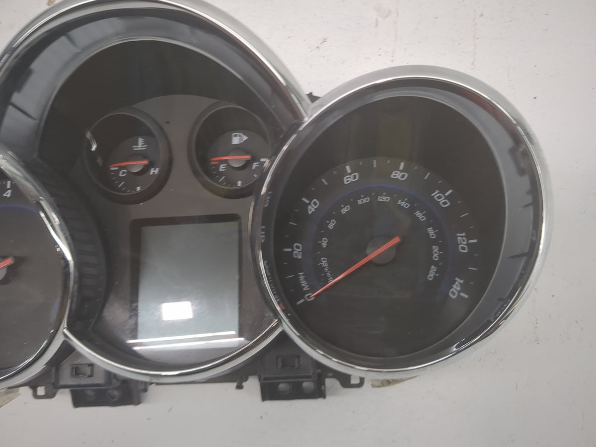 2013-2014 Chevrolet Cruze Instrument Cluster Speedometer Gauges Miles:160K Fits Fits 2013 2014 OEM Used Auto Parts - Oemused
