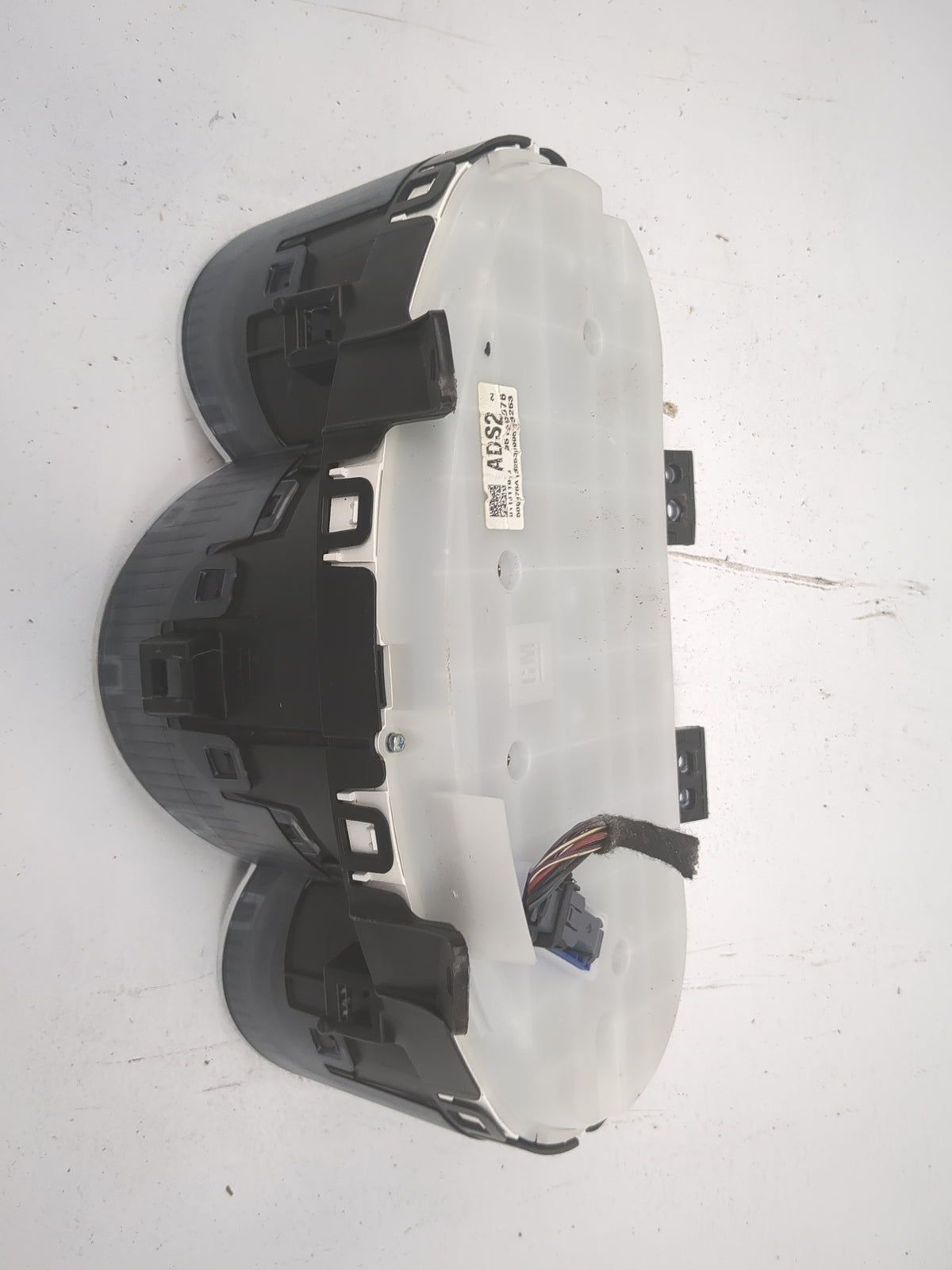 2013-2014 Chevrolet Cruze Instrument Cluster Speedometer Gauges Miles:160K Fits Fits 2013 2014 OEM Used Auto Parts - Oemused