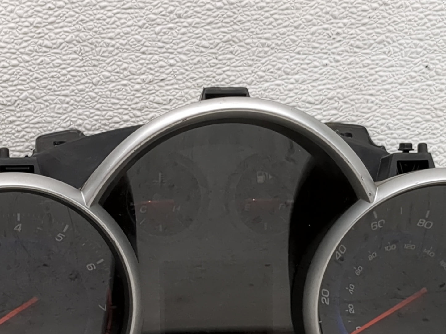 2015-2016 Chevrolet Cruze Instrument Cluster Speedometer Gauges P/N:811511914 94560794, 42362675 Miles:68K Fits Fits 2015 20