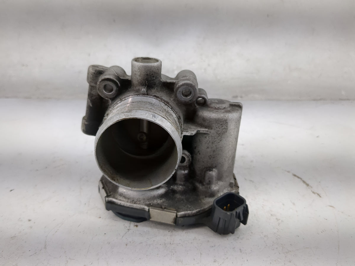 2011-2016 Chevrolet Cruze Throttle Body Fits Fits 2011 2012 2013 2014 2015 2016 2017 2018 2019 2020 2021 OEM Used Auto Parts