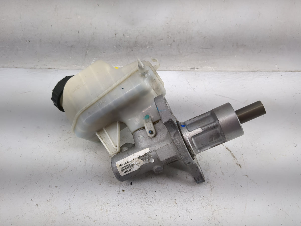 2011-2016 Chevrolet Cruze Brake Master Cylinder 5030415 - Oemusedautoparts1.com