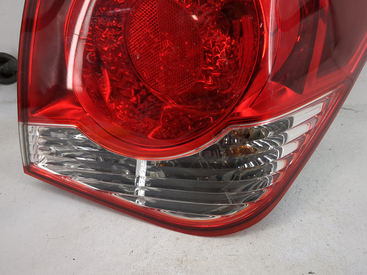2011-2016 Chevrolet Cruze Tail Light Assembly Passenger Right OEM Fits Fits 2011 2012 2013 2014 2015 2016 OEM Used Auto Part
