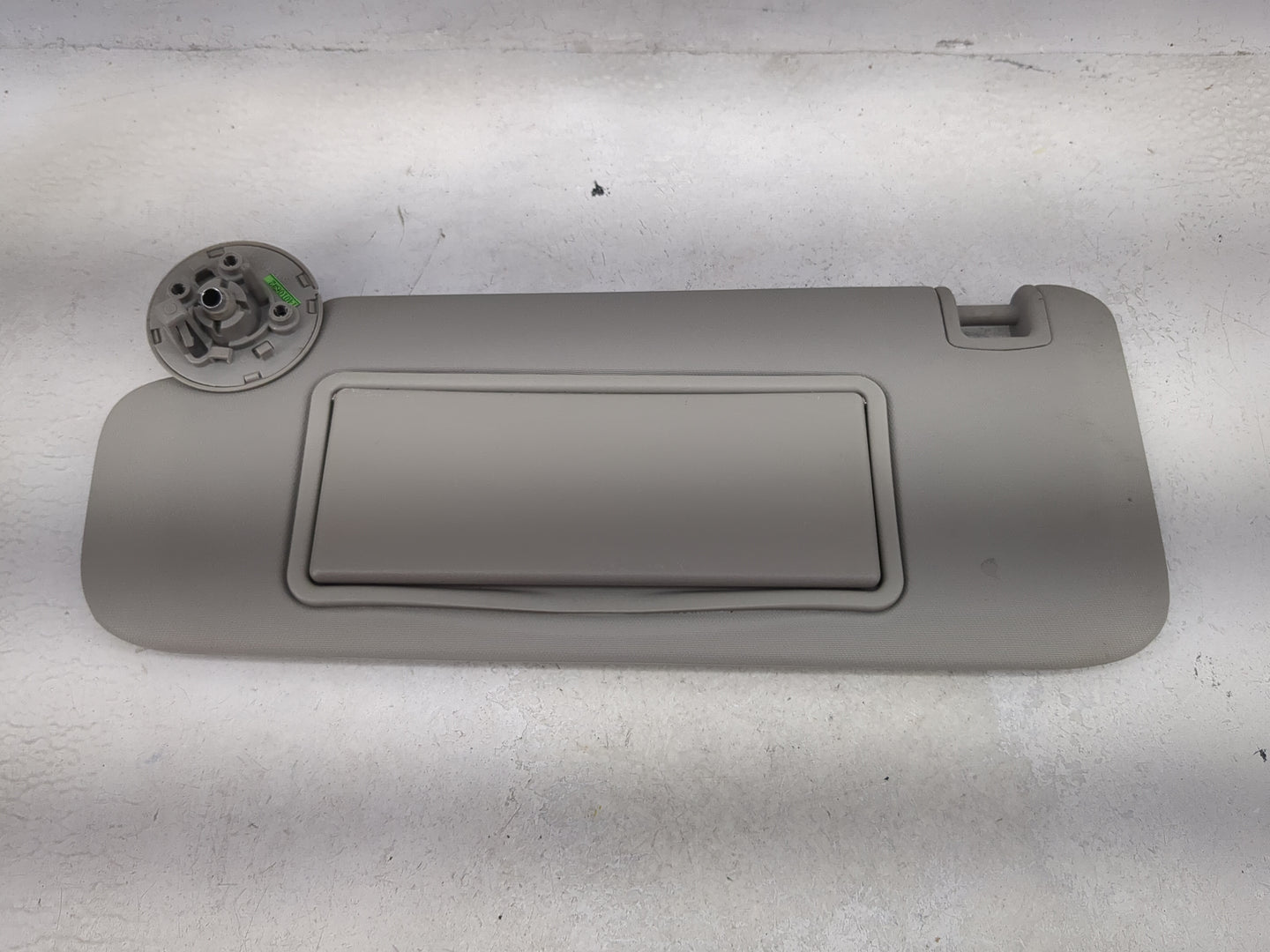 2011-2016 Chevrolet Cruze Sun Visor Shade Replacement Passenger Right Mirror Fits Fits 2011 2012 2013 2014 2015 2016 OEM Use
