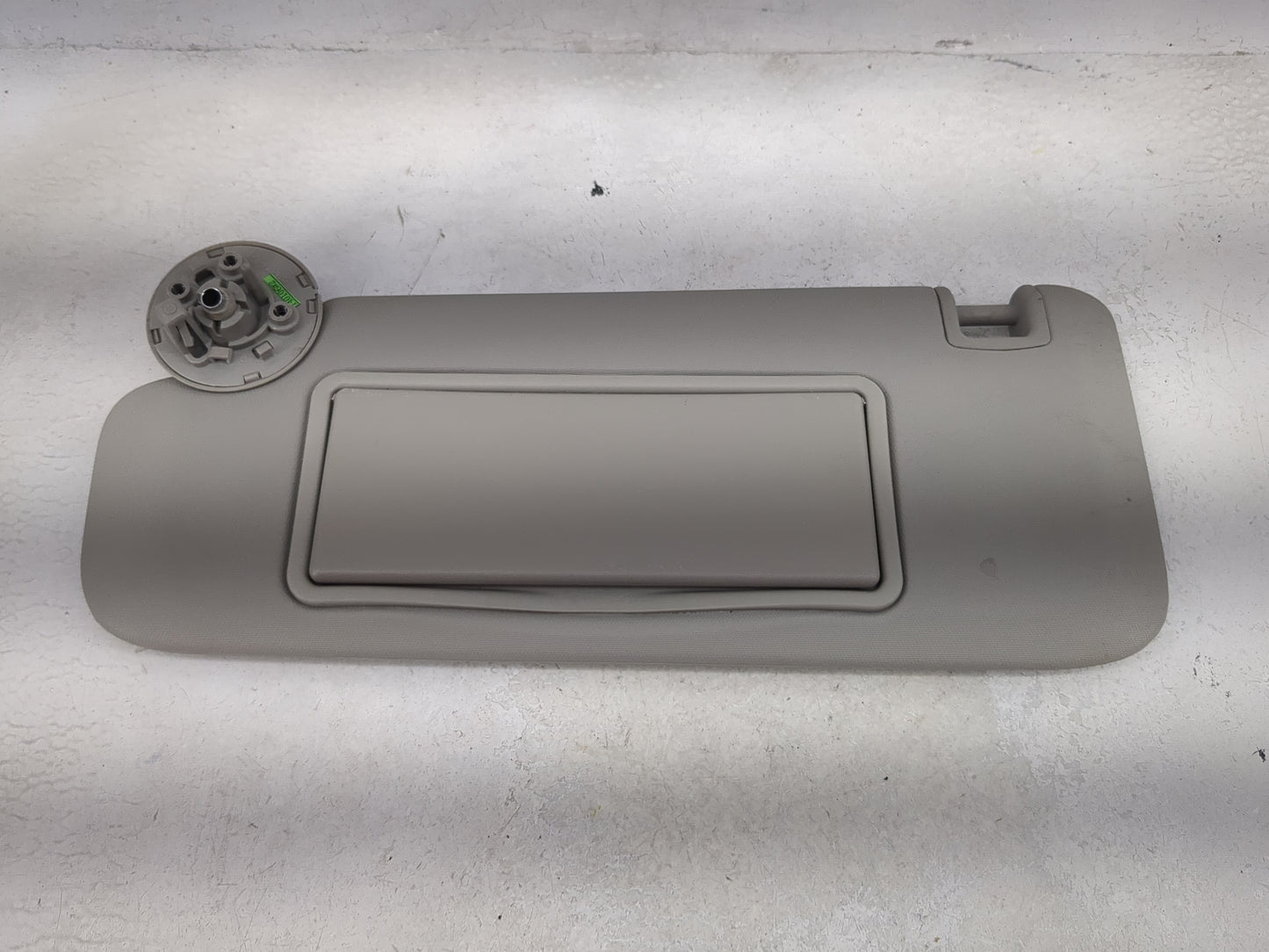2011-2016 Chevrolet Cruze Sun Visor Shade Replacement Passenger Right Mirror Fits Fits 2011 2012 2013 2014 2015 2016 OEM Use