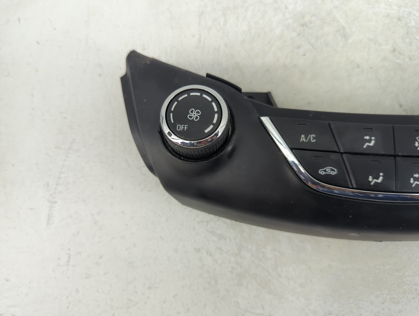 2016-2018 Chevrolet Cruze Climate Control Module Temperature AC/Heater Replacement Fits Fits 2016 2017 2018 OEM Used Auto Pa