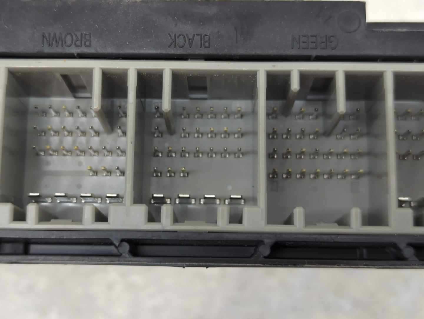 2013-2016 Chevrolet Cruze Body Control Module Bcm 856756 - Oemusedautoparts1.com