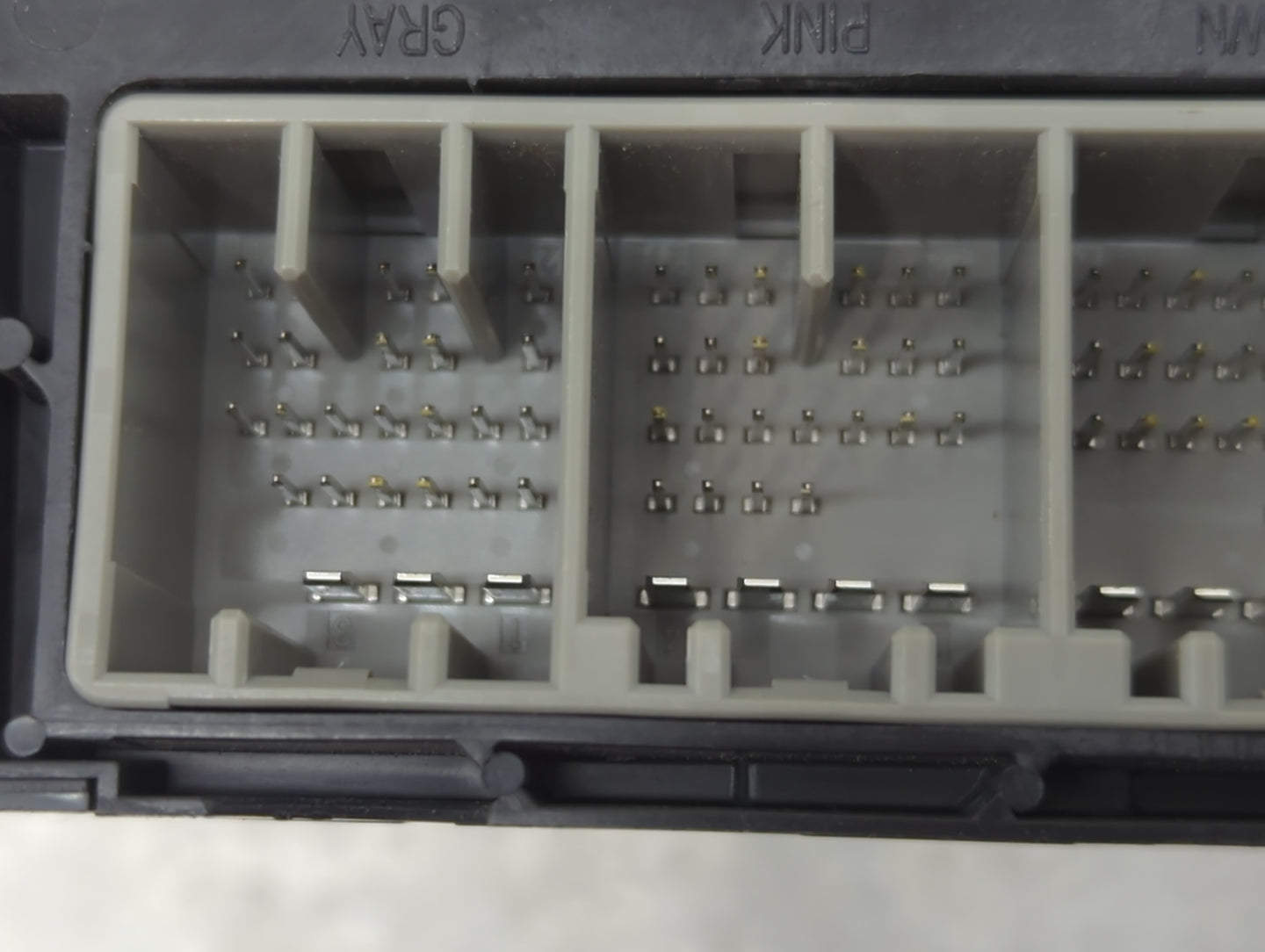 2013-2016 Chevrolet Cruze Body Control Module Bcm 856756 - Oemusedautoparts1.com
