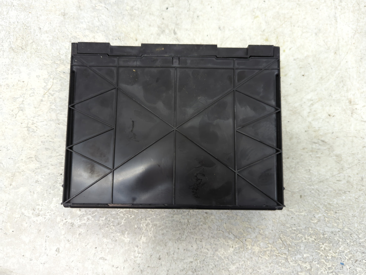 2013-2016 Chevrolet Cruze Body Control Module Bcm 856756 - Oemusedautoparts1.com