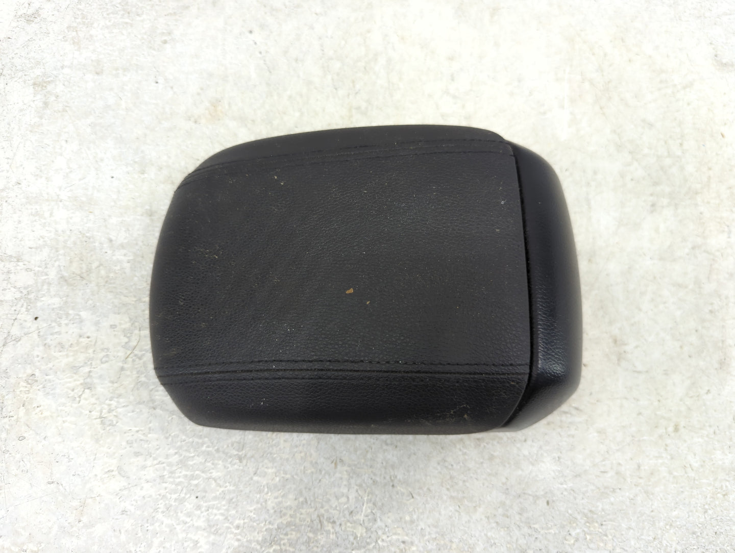 2013-2016 Chevrolet Cruze Center Console Armrest Cover Lid Fits Fits 2013 2014 2015 2016 OEM Used Auto Parts - Oemusedautopa