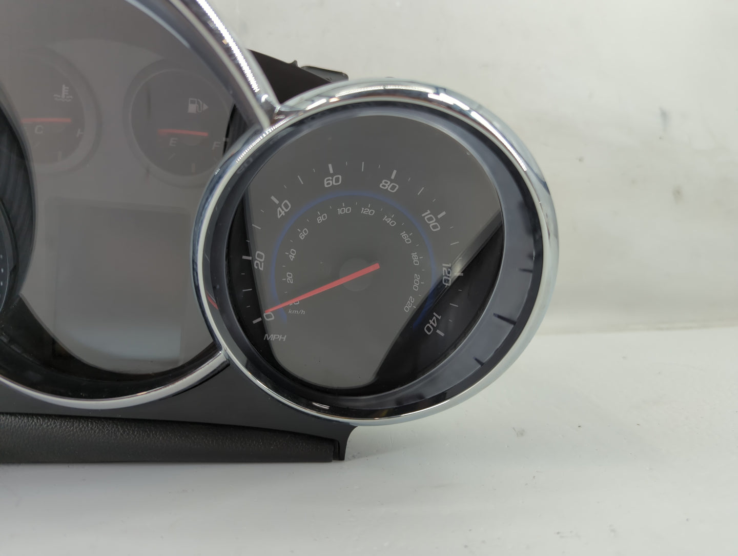 2015-2016 Chevrolet Cruze Instrument Cluster Speedometer Gauges Fits Fits 2015 2016 OEM Used Auto Parts - Oemusedautoparts1.