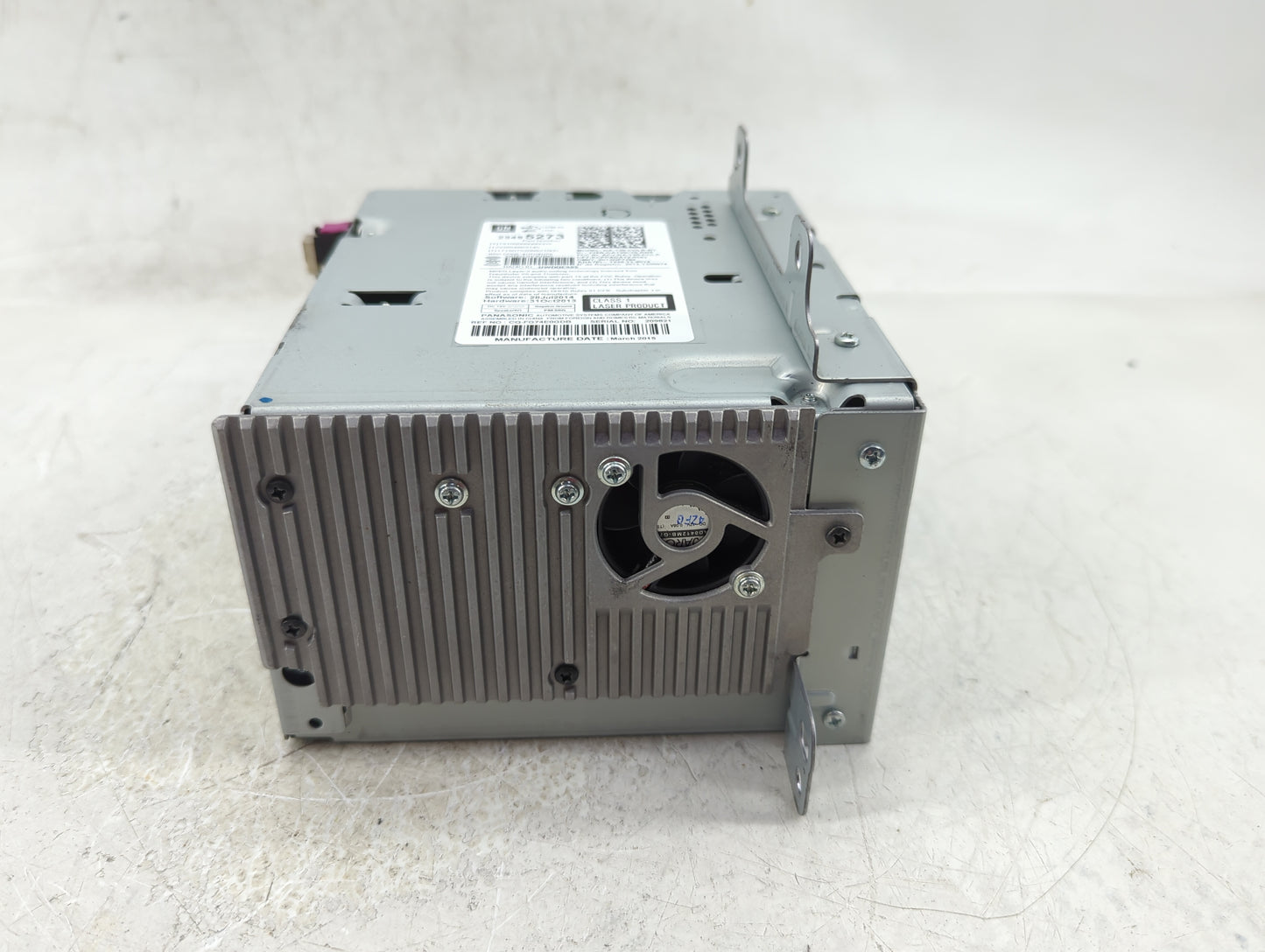 2015-2016 Chevrolet Cruze Radio AM FM Cd Player Receiver Replacement Fits Fits 2014 2015 2016 2017 OEM Used Auto Parts - Oem