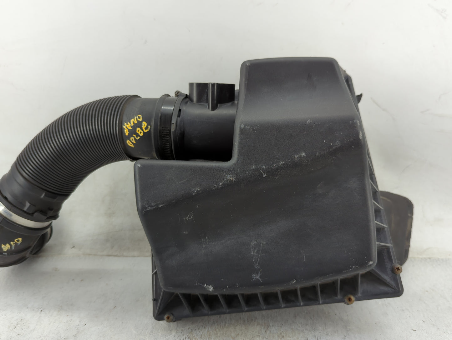 2012 Chevrolet Cruze Air Cleaner Intake Duct Hose Tube 921427 - Oemusedautoparts1.com