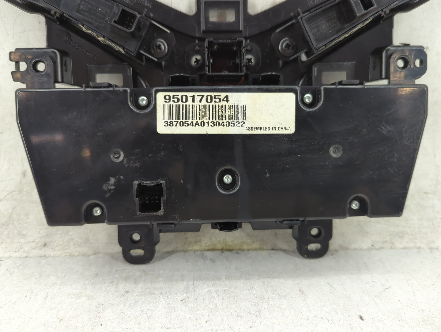 2011-2012 Chevrolet Cruze Climate Control Module Temperature AC/Heater Replacement Fits Fits 2011 2012 OEM Used Auto Parts -