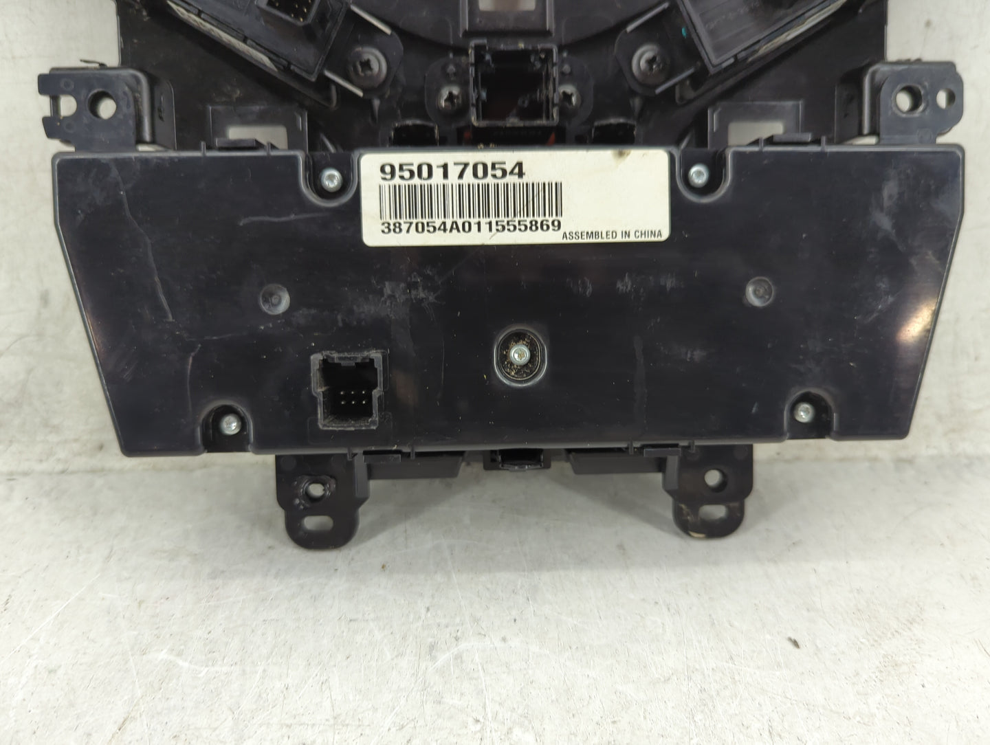 2011-2012 Chevrolet Cruze Climate Control Module Temperature AC/Heater Replacement Fits Fits 2011 2012 OEM Used Auto Parts -