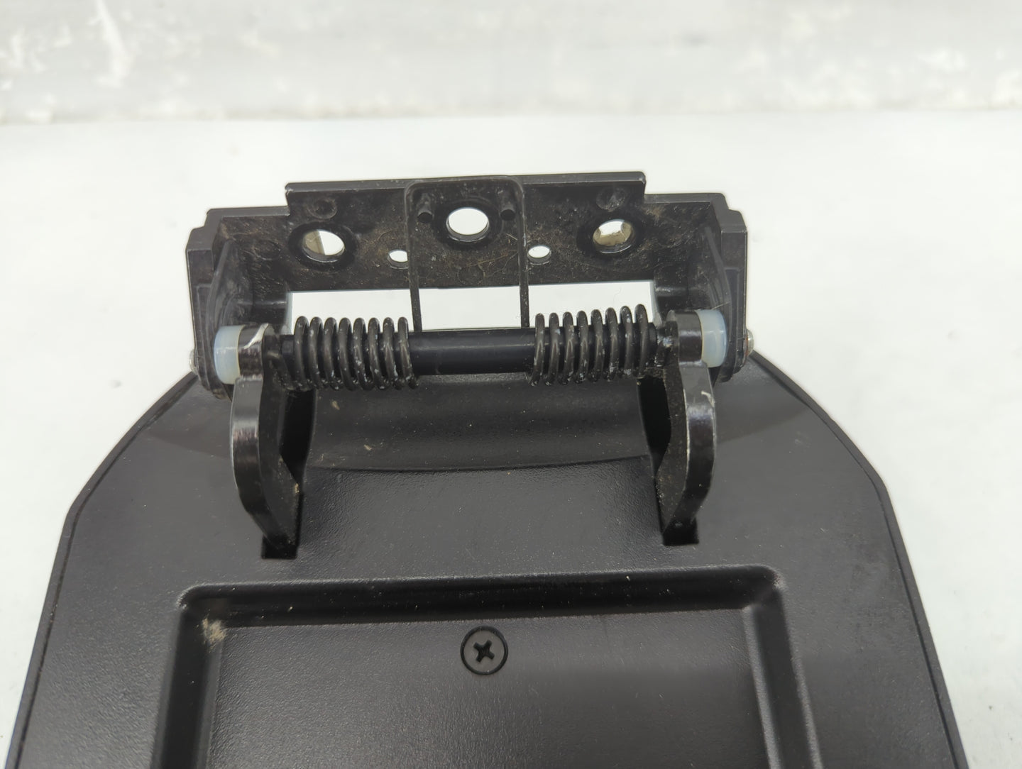 2013-2016 Chevrolet Cruze Center Console Armrest Cover Lid Fits Fits 2013 2014 2015 2016 OEM Used Auto Parts - Oemusedautopa