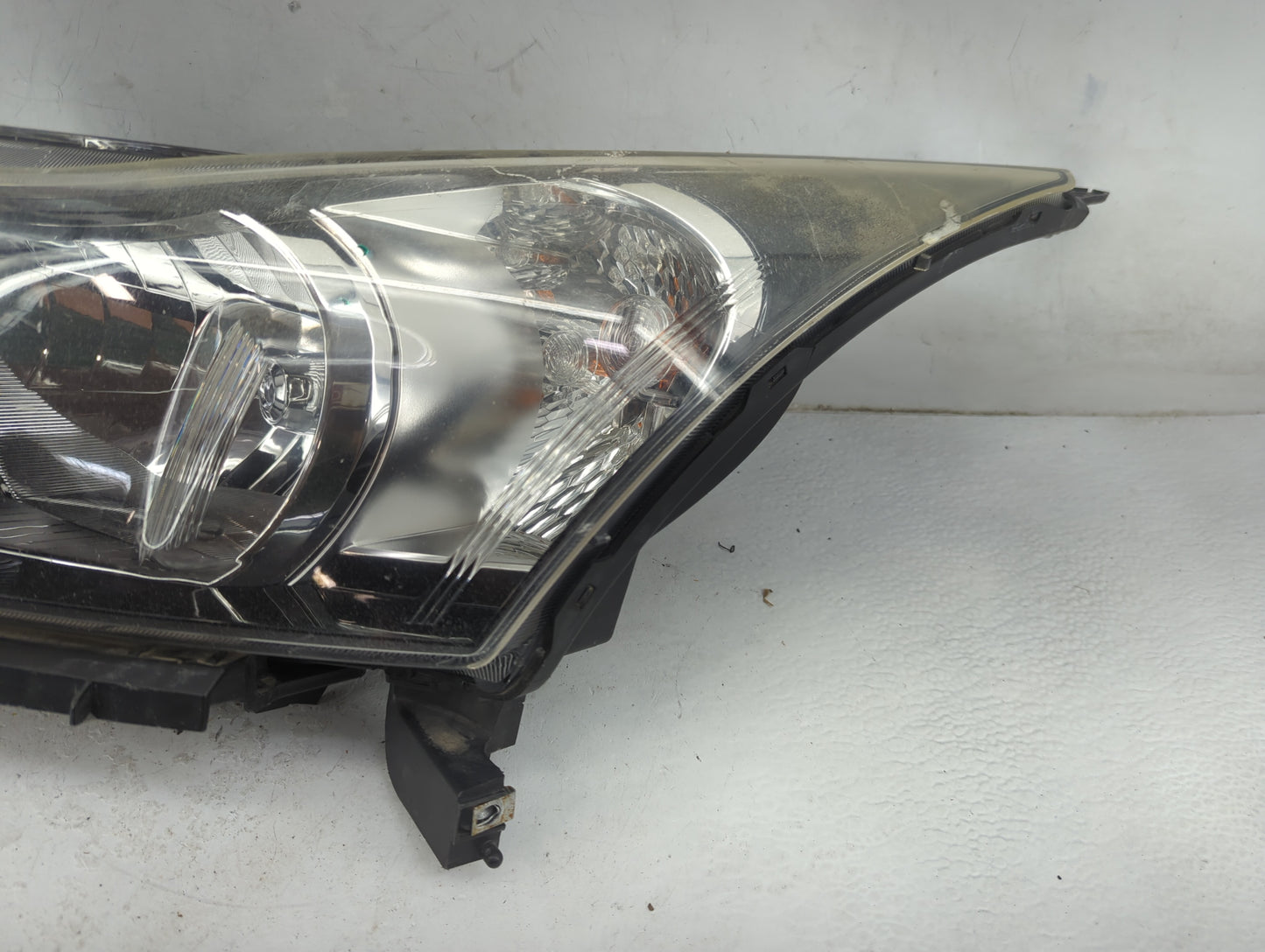 2012-2016 Chevrolet Cruze Driver Left Oem Head Light Headlight Lamp - Oemusedautoparts1.com