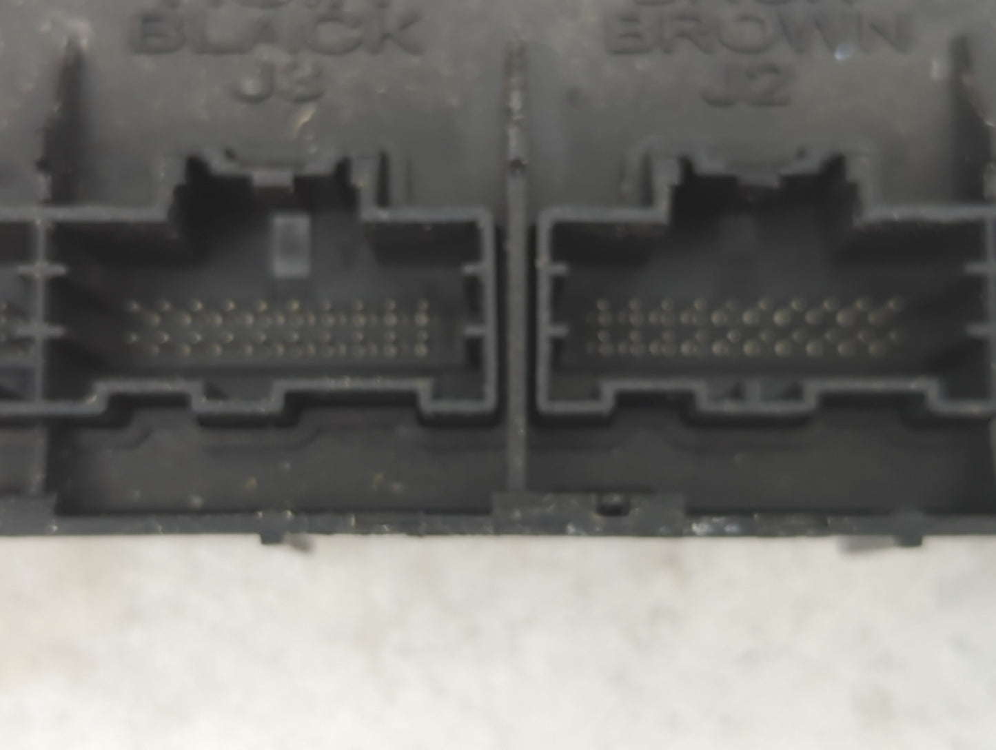 2013-2016 Chevrolet Cruze Body Control Module Bcm Inner Cabin Fuse Box - Oemusedautoparts1.com