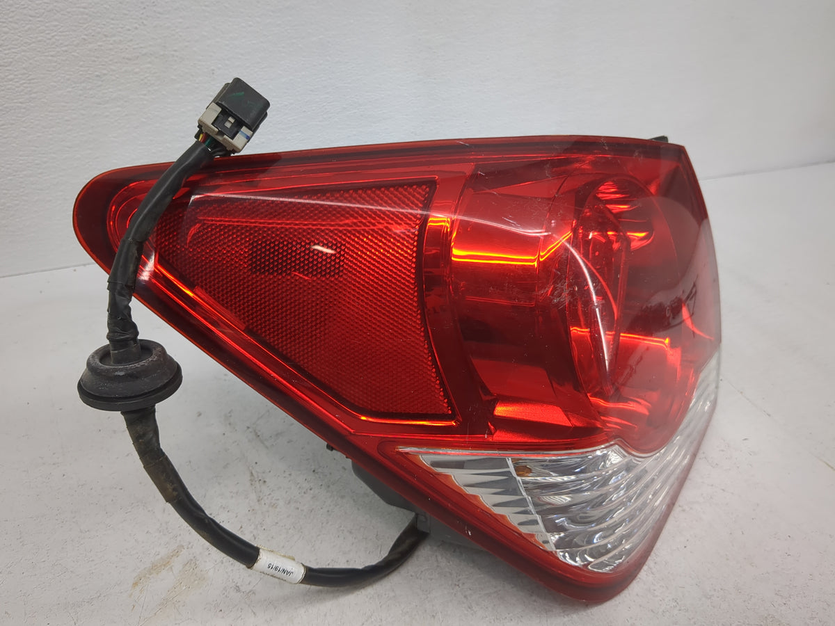 0 Chevrolet Cruze Limited Tail Light Assembly Driver Left OEM Fits Fits 211 2012 2013 2014 2015 2016 OEM Used Auto Parts - O