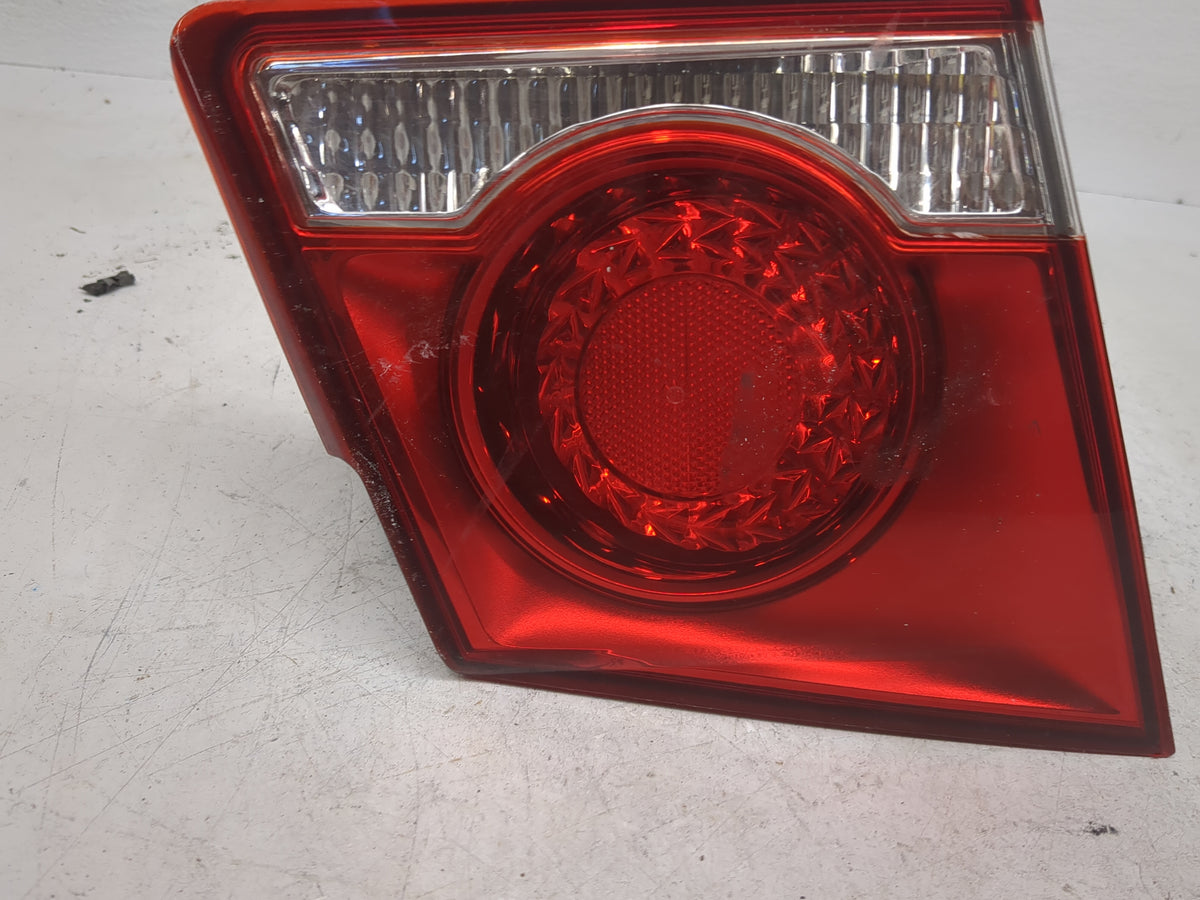 Chevrolet Cruze Limited Driver Left Side Deck Lid Mounted Tail Light - Oemusedautoparts1.com