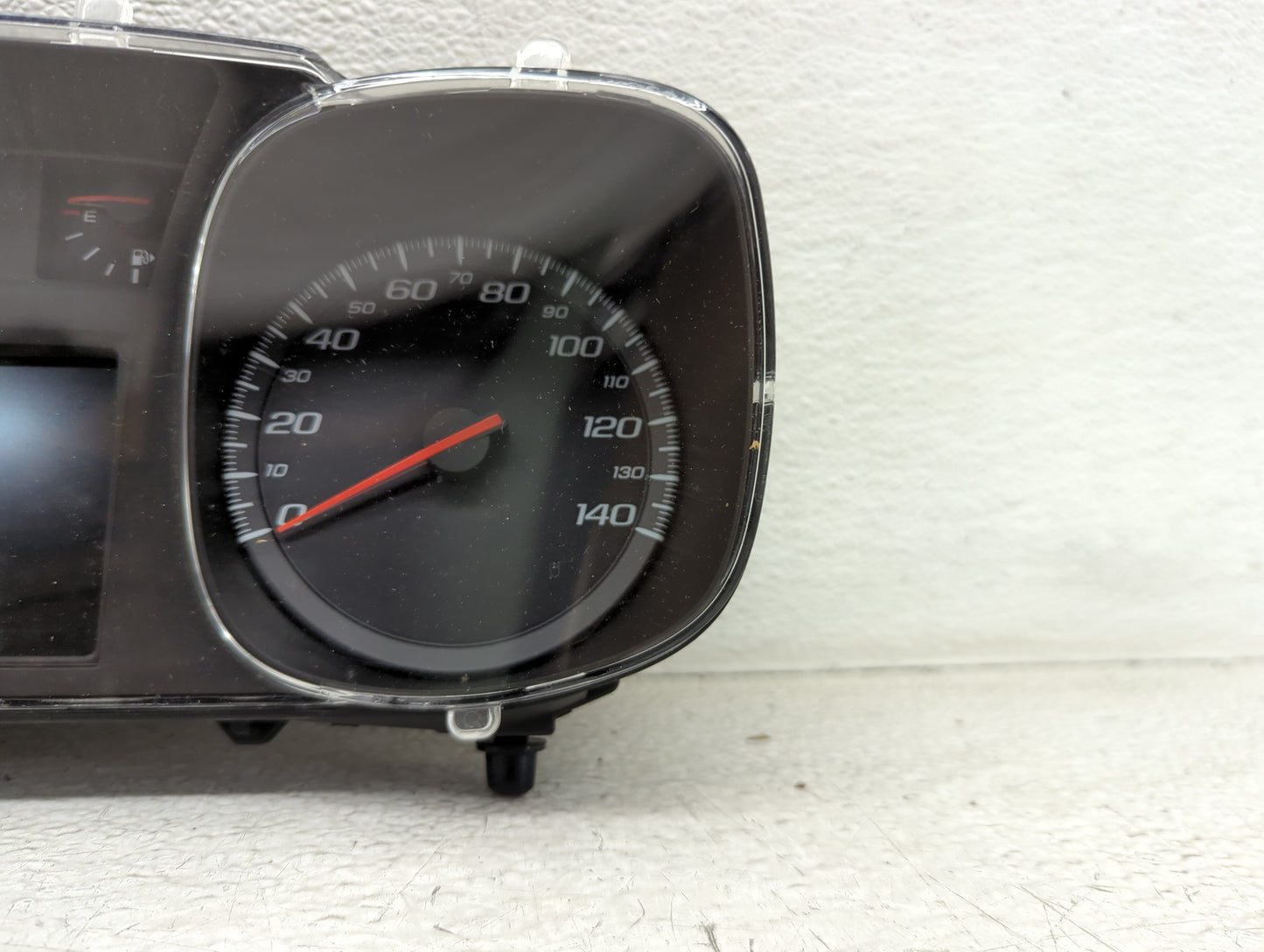 2011 Chevrolet Equinox Instrument Cluster Speedometer Gauges Fits OEM Used Auto Parts - Oemusedautoparts1.com