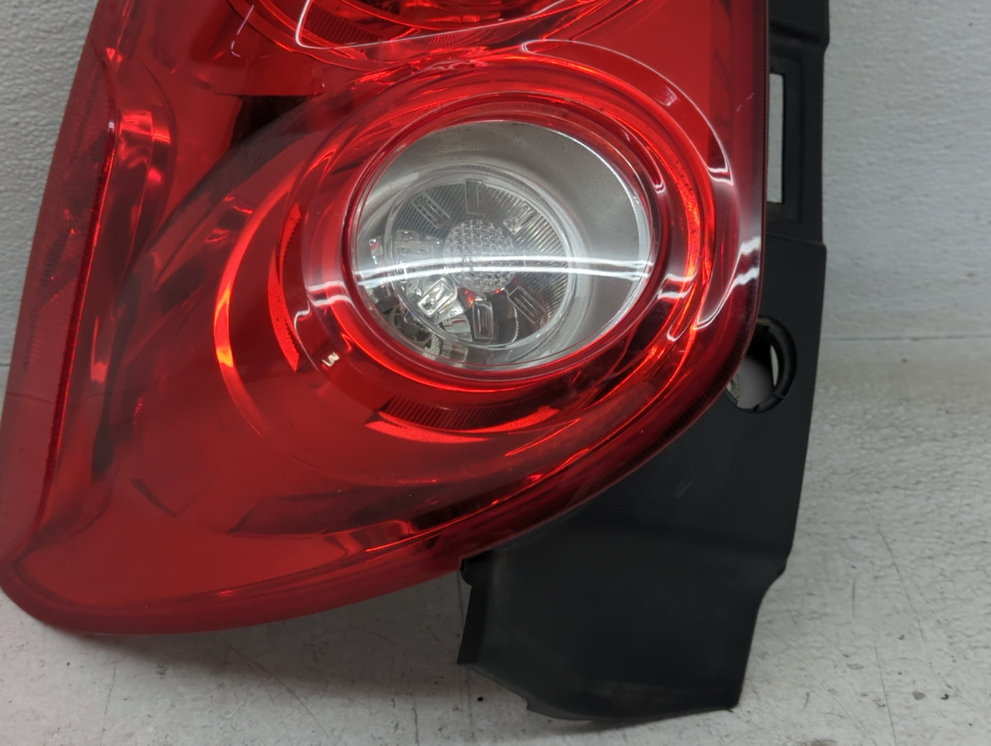2010-2015 Chevrolet Equinox Tail Light Assembly Passenger Right OEM Fits Fits 2010 2011 2012 2013 2014 2015 OEM Used Auto Pa