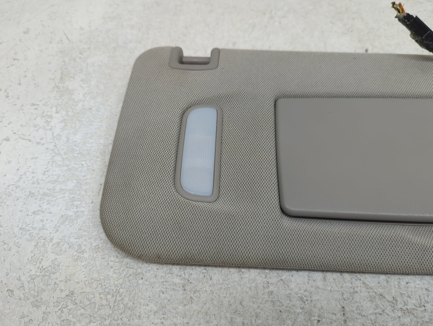 2010-2017 Chevrolet Equinox Sun Visor Shade Replacement Passenger Right Mirror Fits Fits 2010 2011 2012 2013 2014 2015 2016 