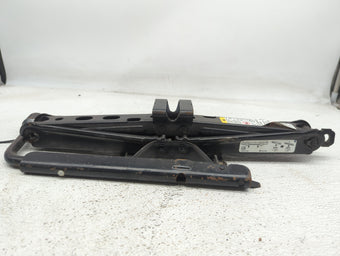 compare product 2010 Chevrolet Equinox Spare Scissor Car Jack 1072429
