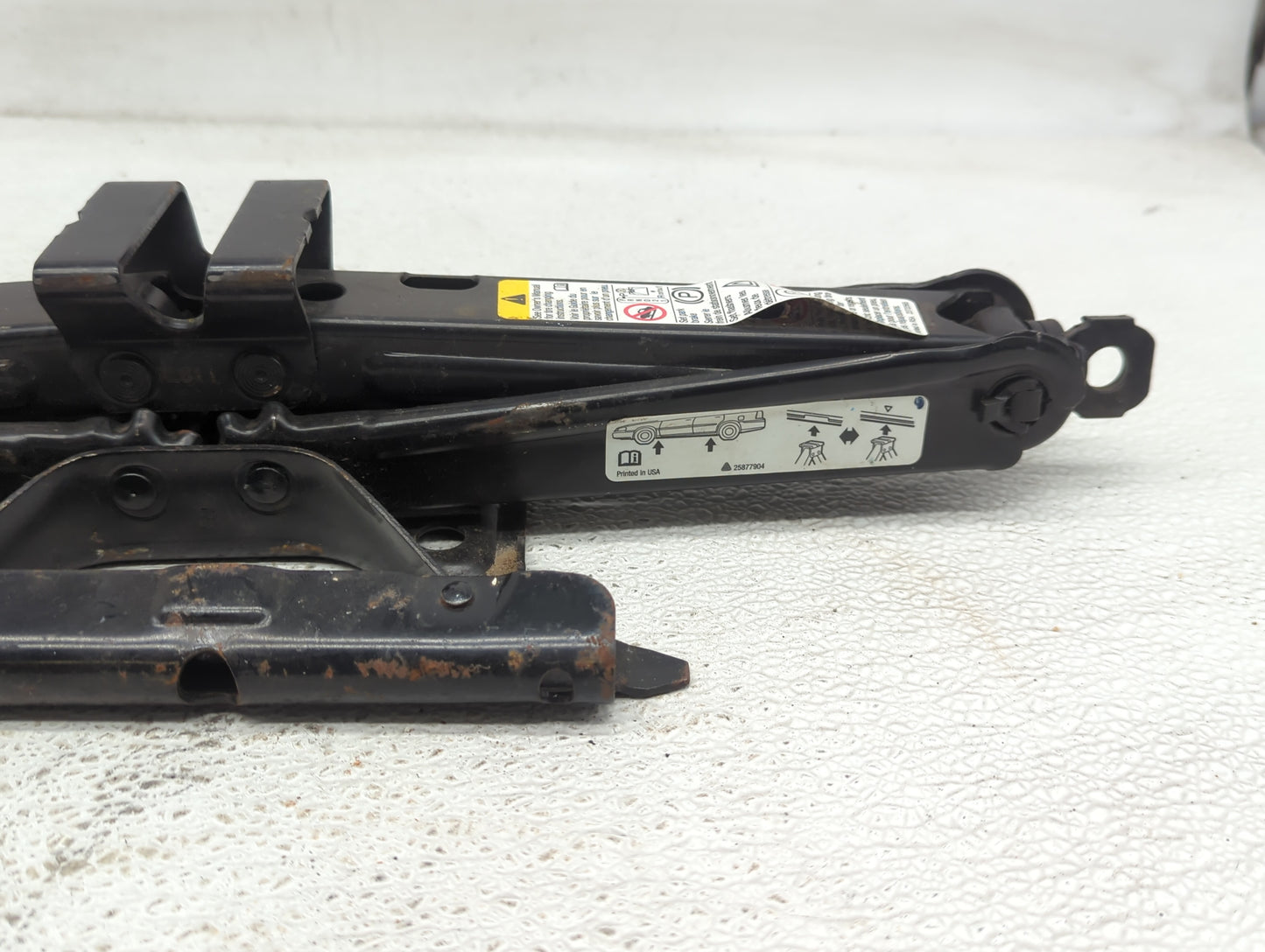 2010 Chevrolet Equinox Spare Scissor Car Jack 1072429 - Oemusedautoparts1.com