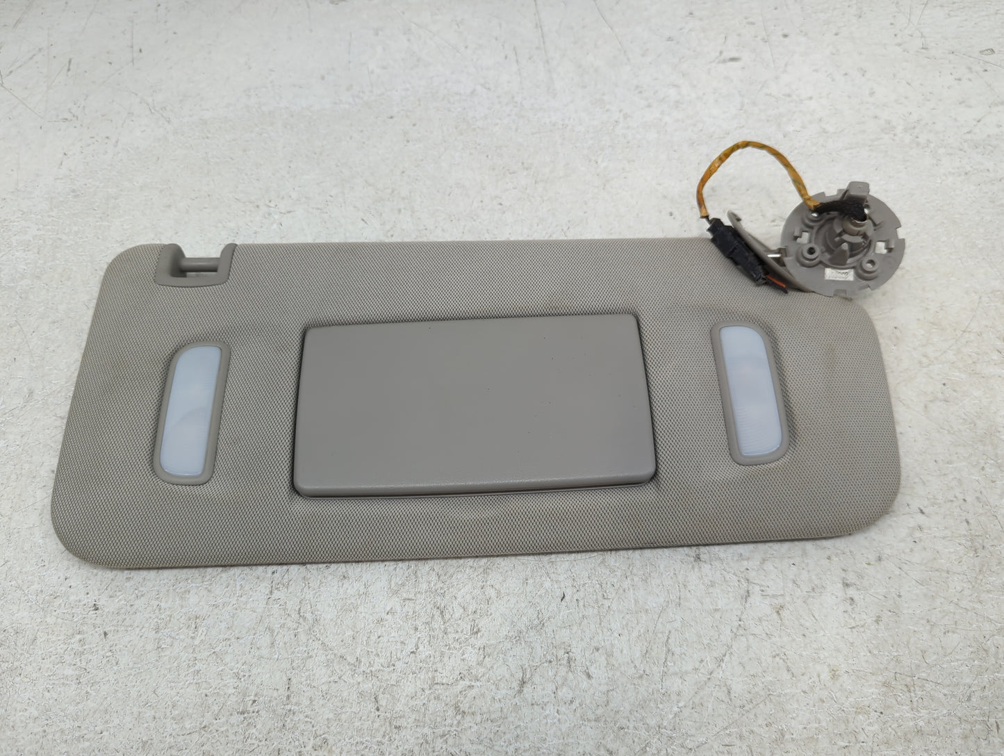 2010-2017 Chevrolet Equinox Sun Visor Shade Replacement Passenger Right Mirror Fits Fits 2010 2011 2012 2013 2014 2015 2016 