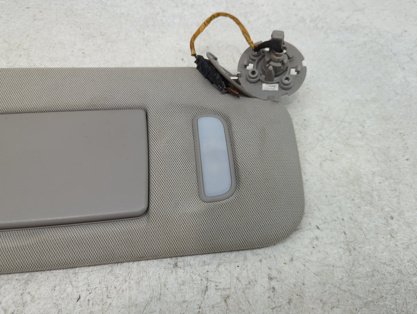 2010-2017 Chevrolet Equinox Sun Visor Shade Replacement Passenger Right Mirror Fits Fits 2010 2011 2012 2013 2014 2015 2016 