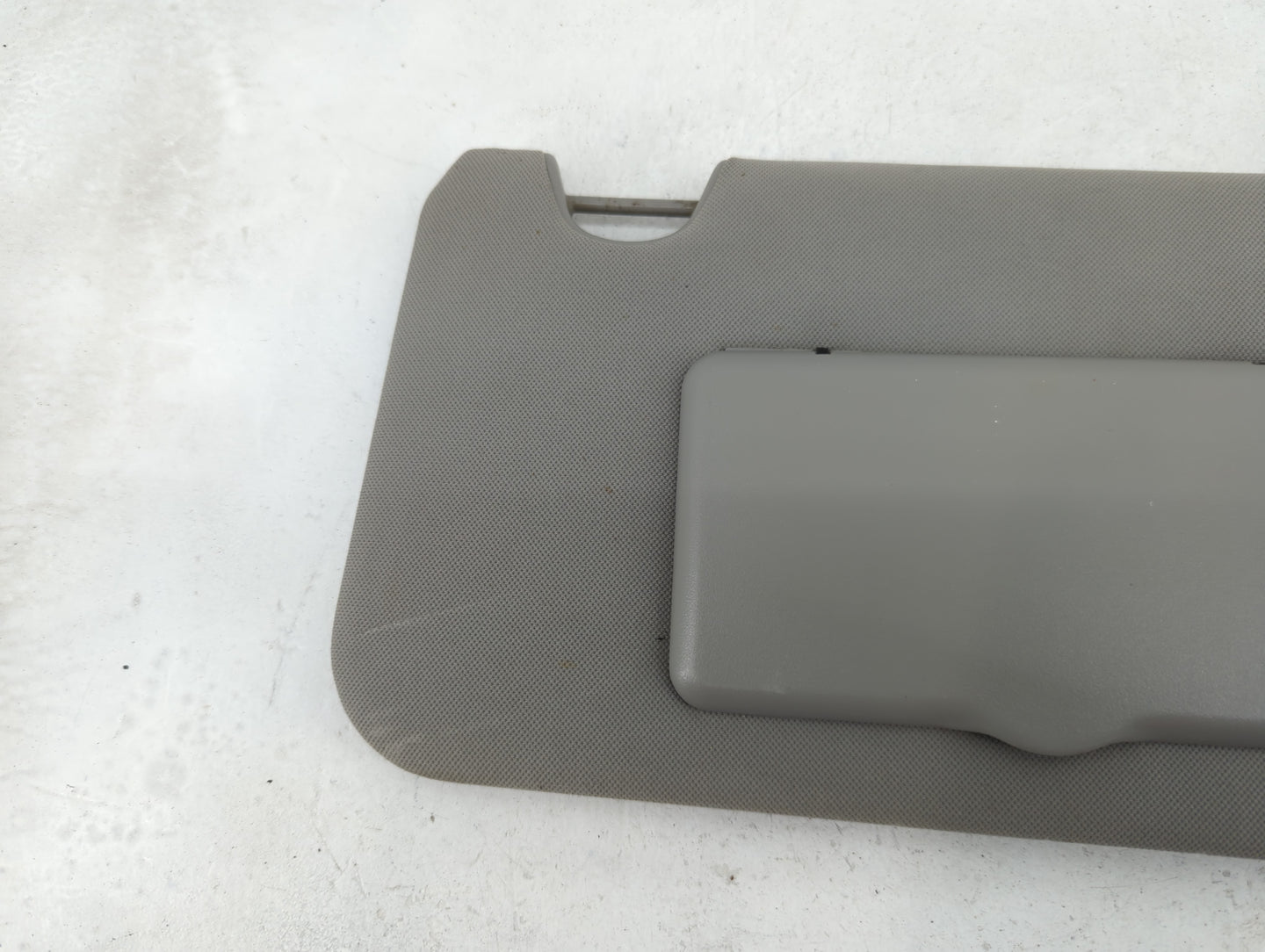 2005-2009 Chevrolet Equinox Sun Visor Shade Replacement Passenger Right Mirror Fits Fits 2005 2006 2007 2008 2009 OEM Used A