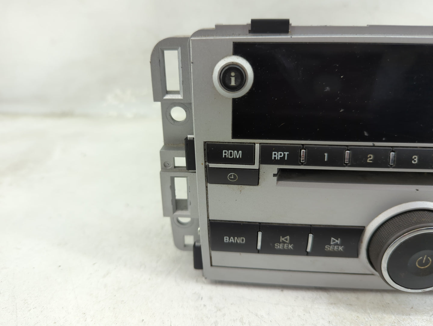 2008 Chevrolet Equinox Radio AM FM Cd Player Receiver Replacement Fits OEM Used Auto Parts - Oemusedautoparts1.com