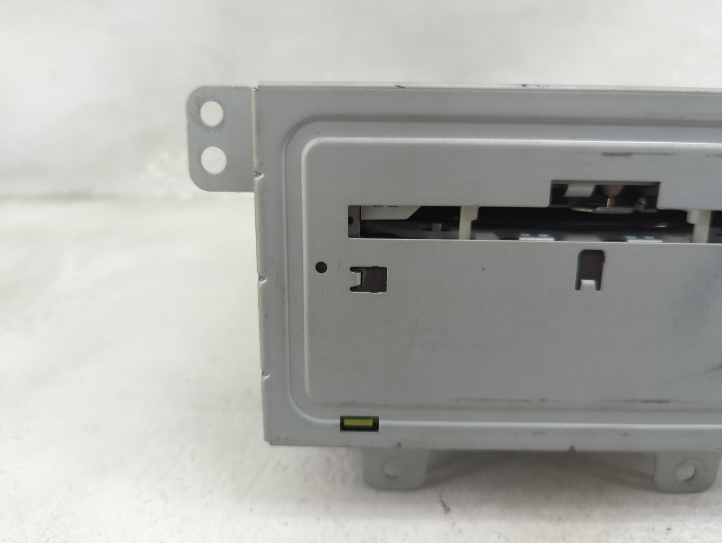 2012 Chevrolet Equinox Radio AM FM Cd Player Receiver Replacement Fits Fits 2013 OEM Used Auto Parts - Oemusedautoparts1.com