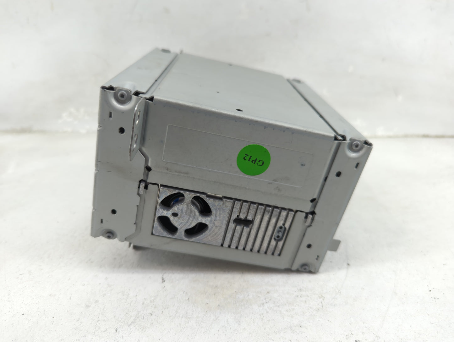 2012 Chevrolet Equinox Radio AM FM Cd Player Receiver Replacement Fits Fits 2013 OEM Used Auto Parts - Oemusedautoparts1.com