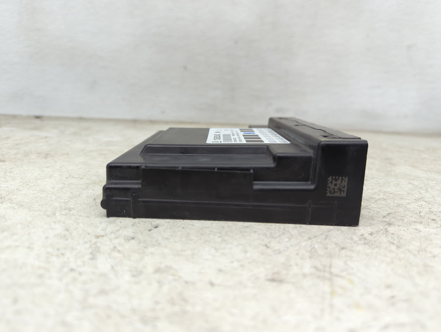 2010-2014 Chevrolet Equinox Body Control Module Bcm Inner Cabin Fuse Box - Oemusedautoparts1.com